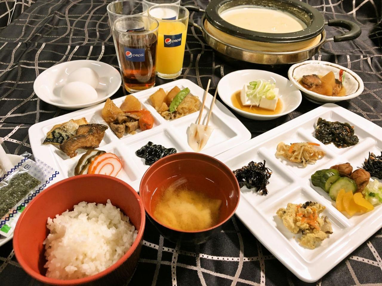 Apa Hotel Toyama Ekimae Экстерьер фото